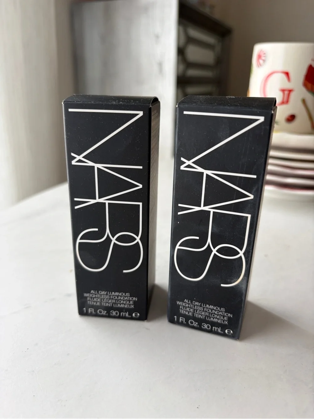 New with Box NARS All Day Luminous Weightless Foundation - Light 5 Fiji #6435